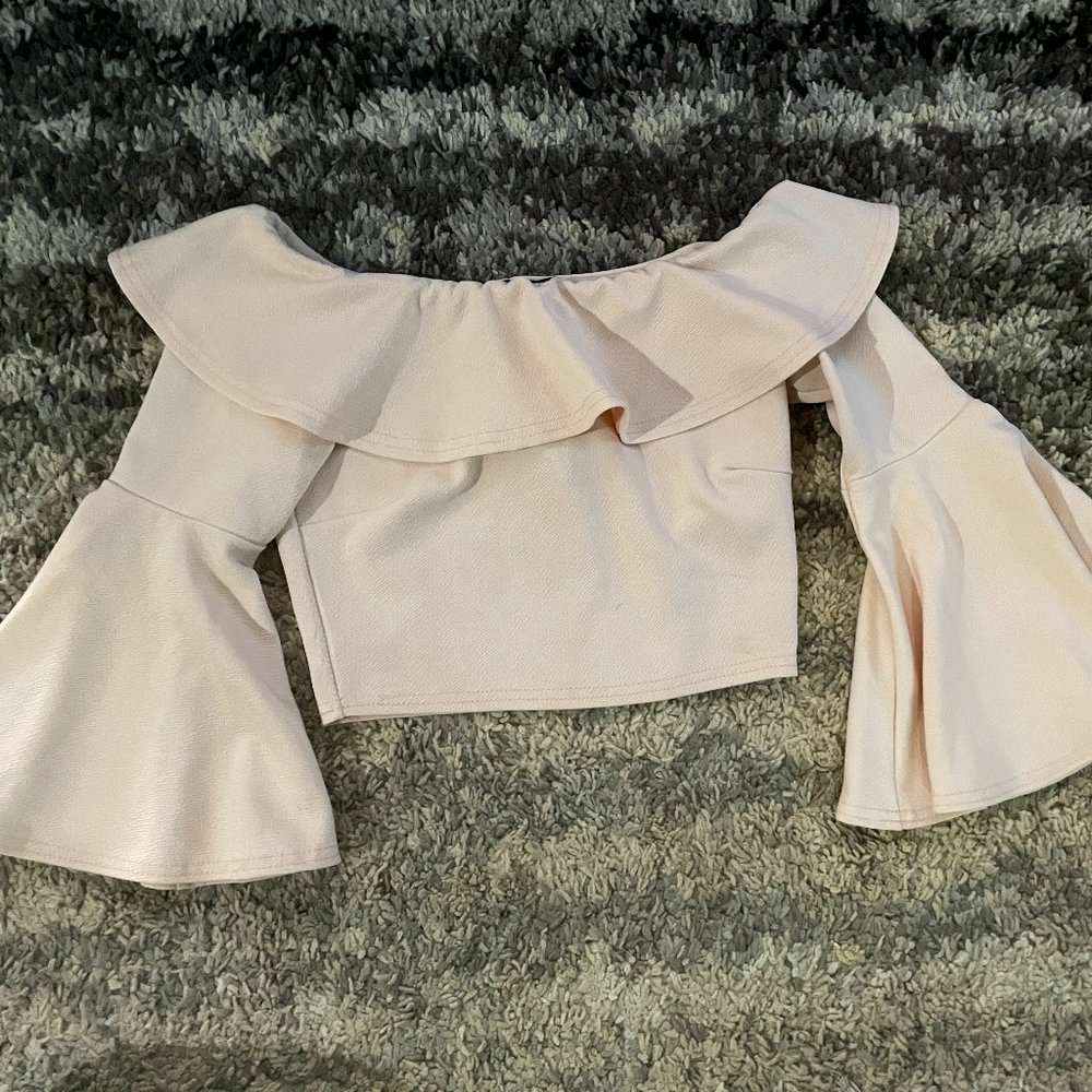 Pale Pink Cropped Bell Sleeve Ruffle Mini Shirt sz 4